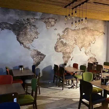 Victorious 2* Istanbul